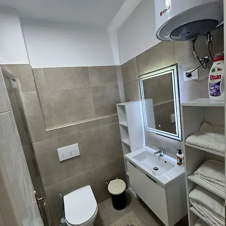 Sunvibe Golem (Tirana)